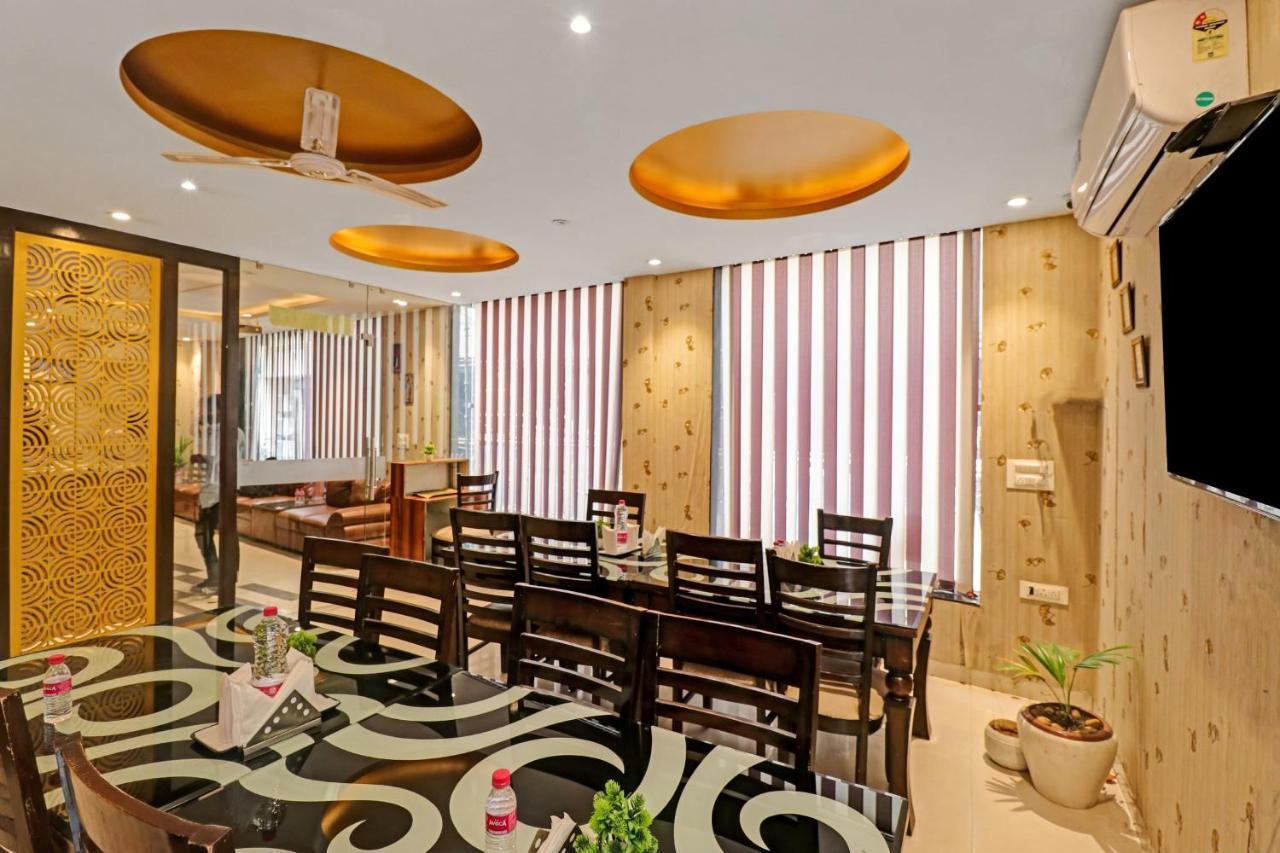 Oyo 23368 Boutique Hotel Paragon Nueva Delhi Exterior foto